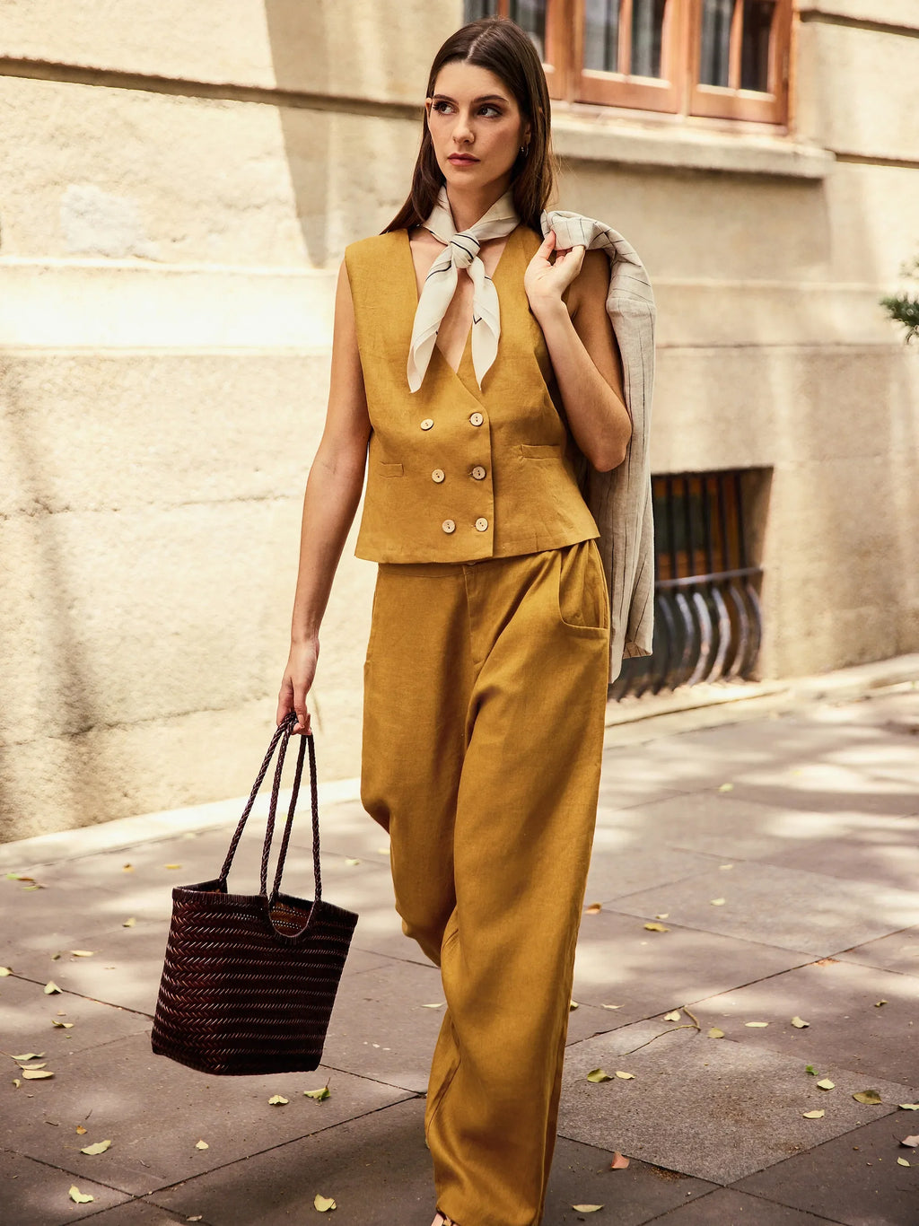 Pantalones 100% lino corte banana con bolsillos EDELINE