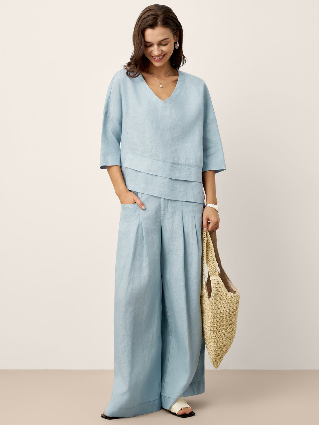 Pantalones VERIDIANA de lino 100% con pliegues esculpidos y espalda elástica, de corte relajado