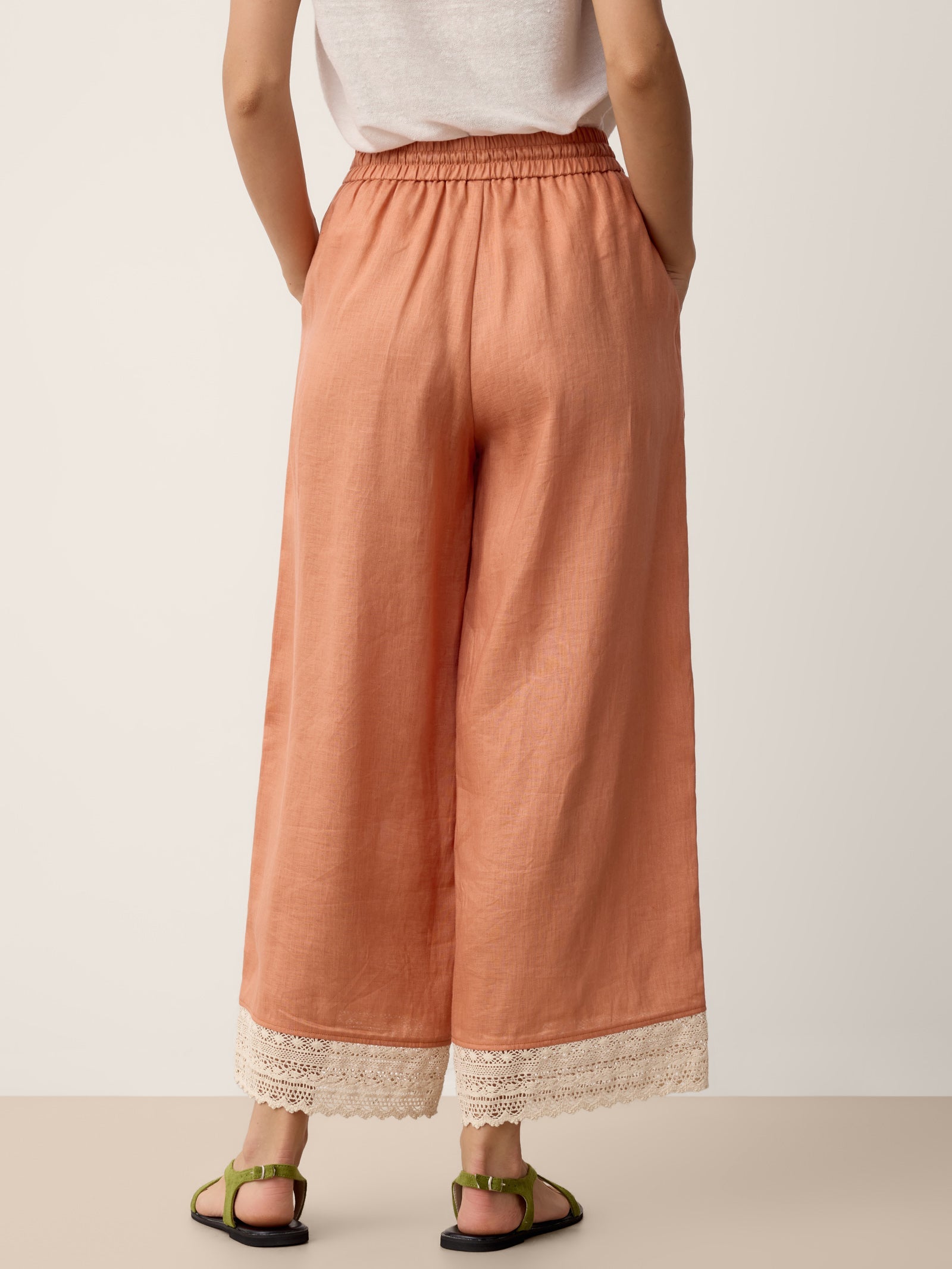 Pantalones de pernera ancha con dobladillo de encaje 100% lino DARBY