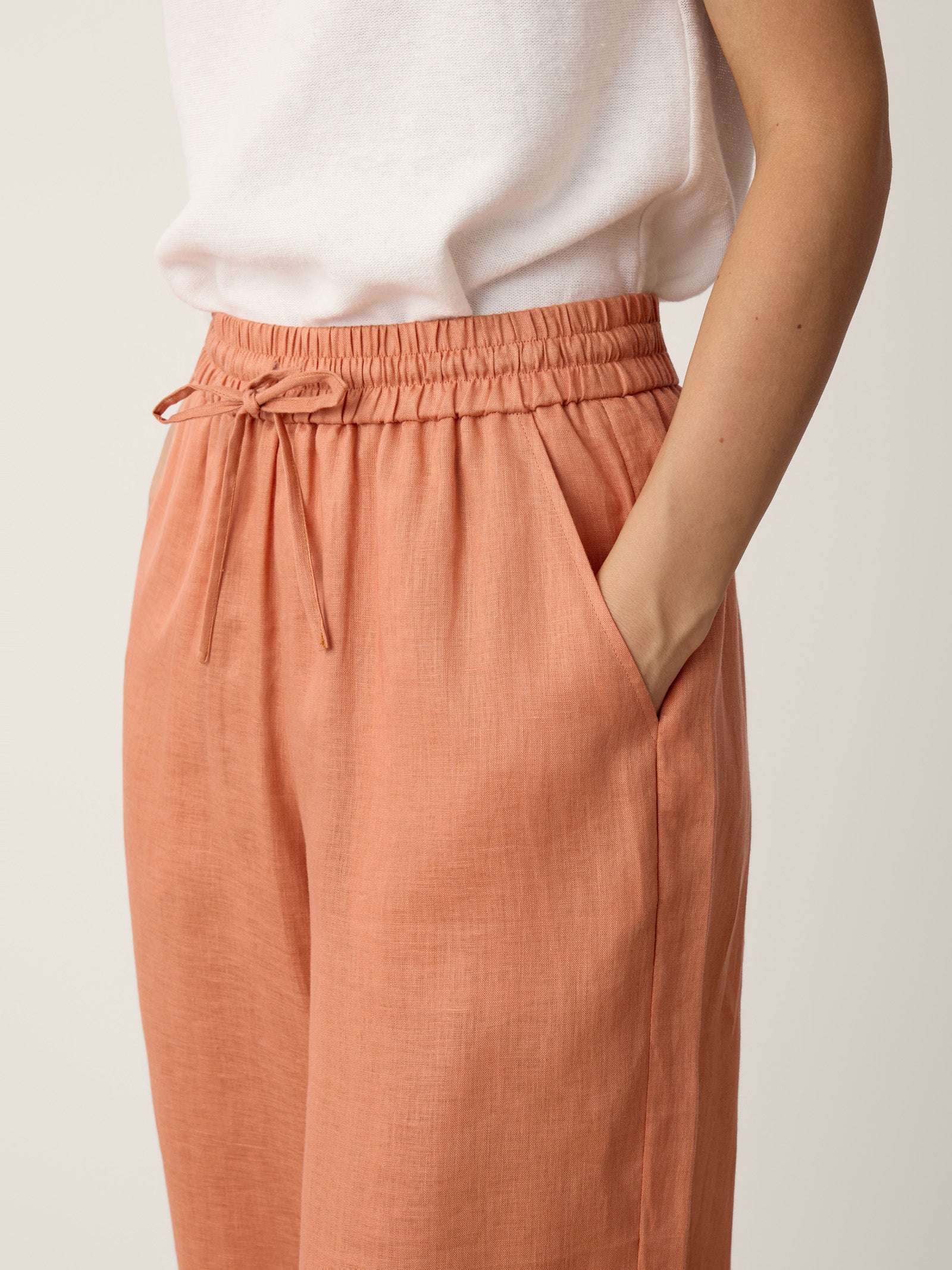 Pantalones de pernera ancha con dobladillo de encaje 100% lino DARBY
