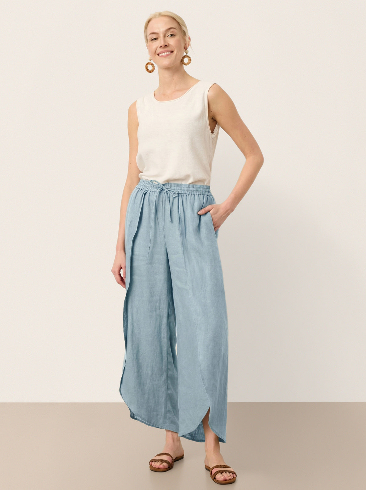 Pantalones Anchos con Cordón, Capas y Aberturas de Lino 100% PEREGRINE