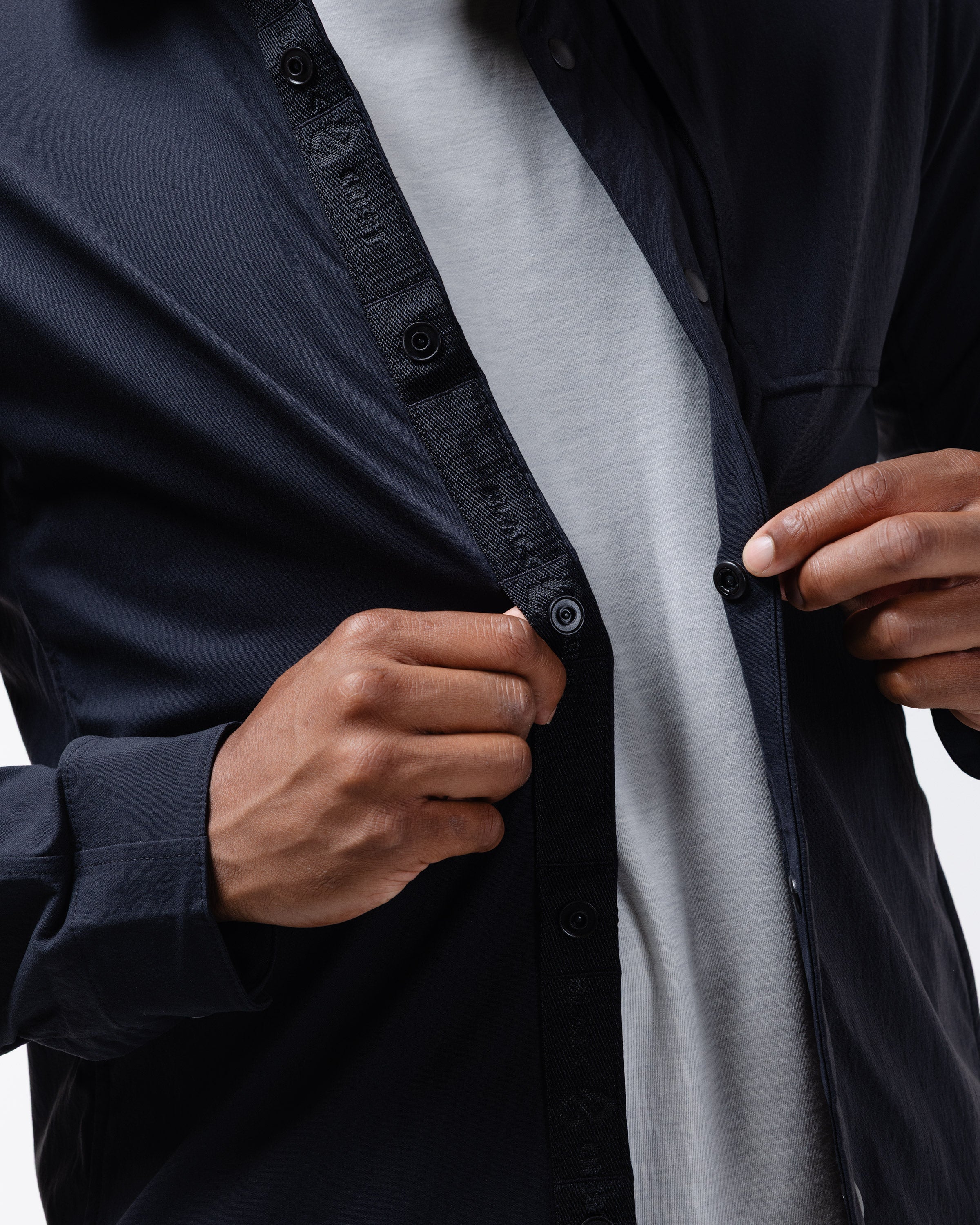Camisa Refuge de manga larga con broches