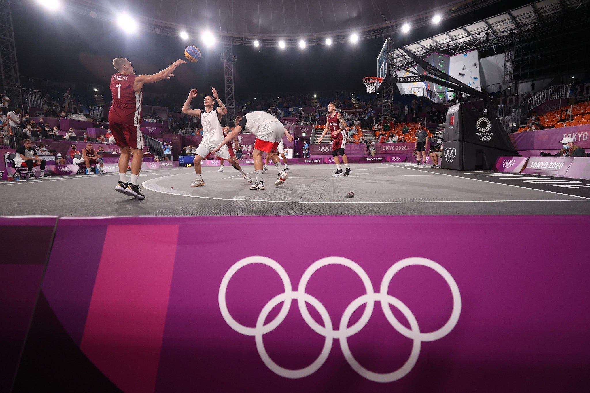 Alquiler de cancha oficial de baloncesto FIBA 3x3 Enlio