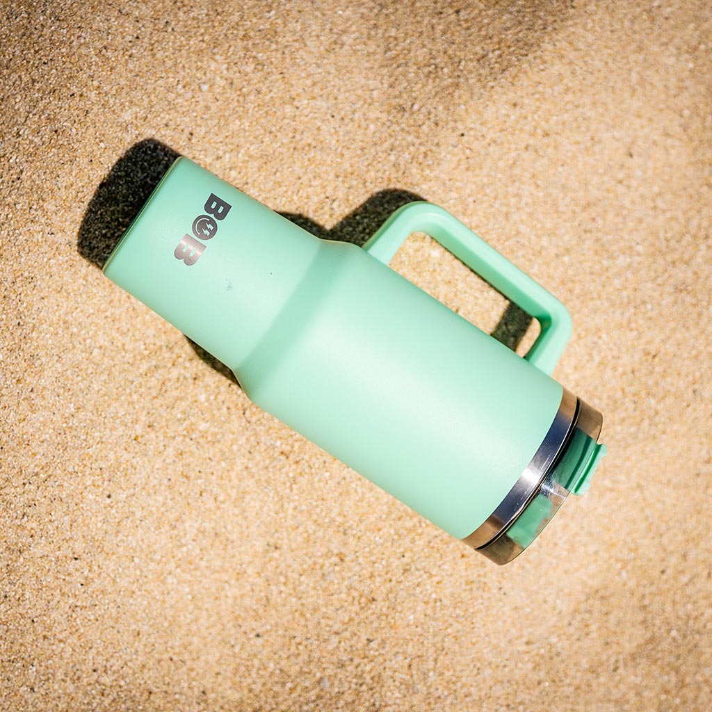Vaso Térmico "Roadie" de 40 oz – ¡Tu Compañero de Bebidas Definitivo!