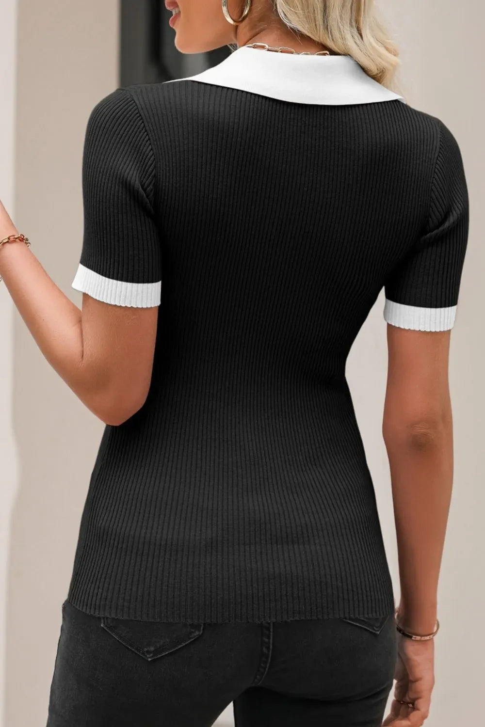 Contrast Collared Neck Ribbed Knit Top