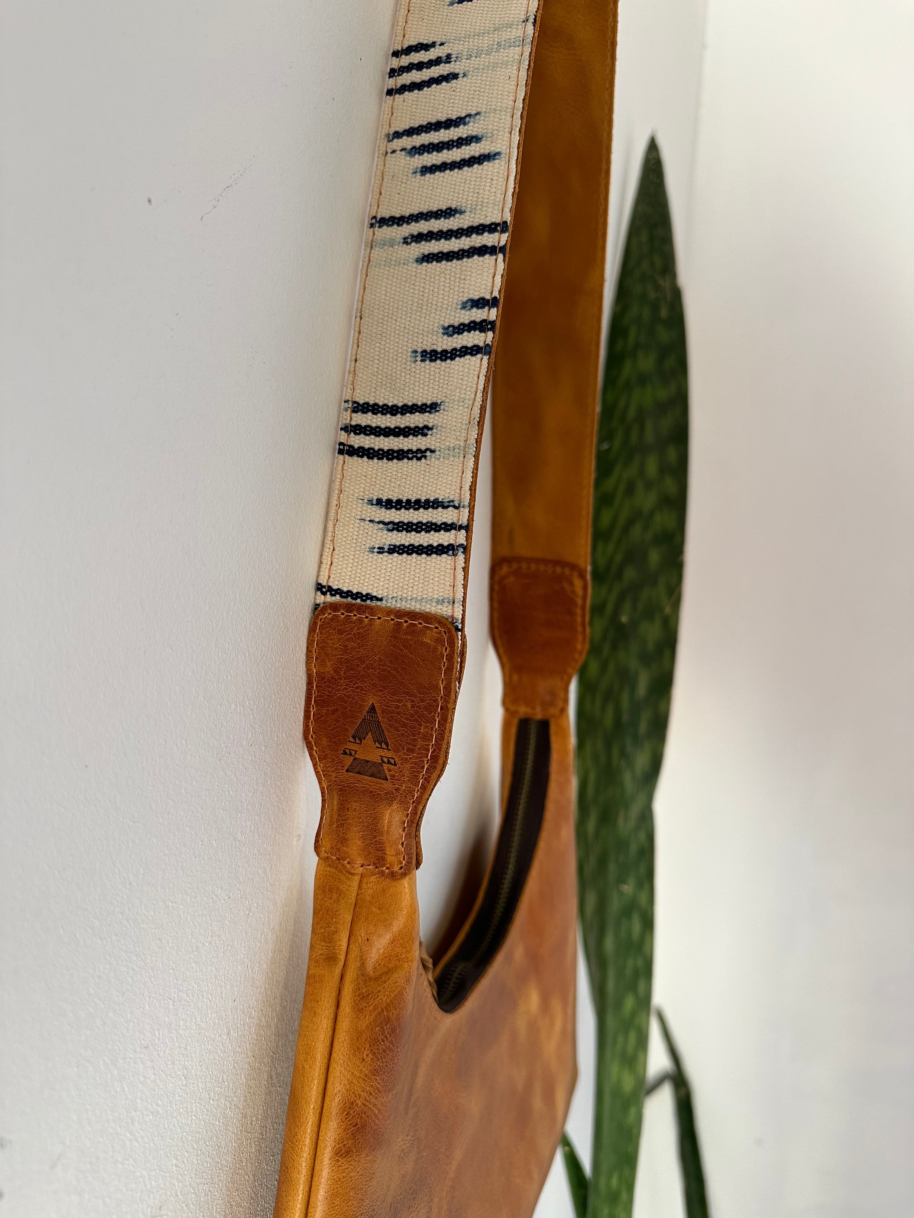Rango Purse - Tan and White Stripe