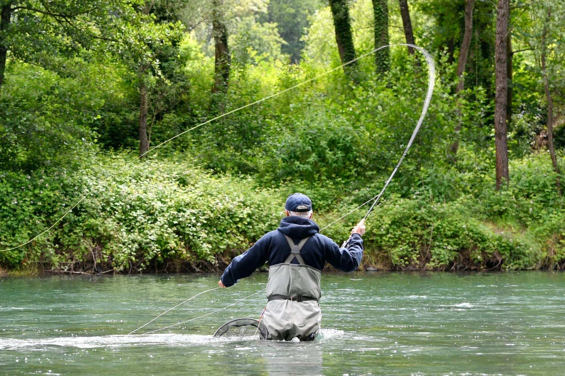 Poly Wing Rusty Spinner Mayfly 12 Flies Hook Size 18