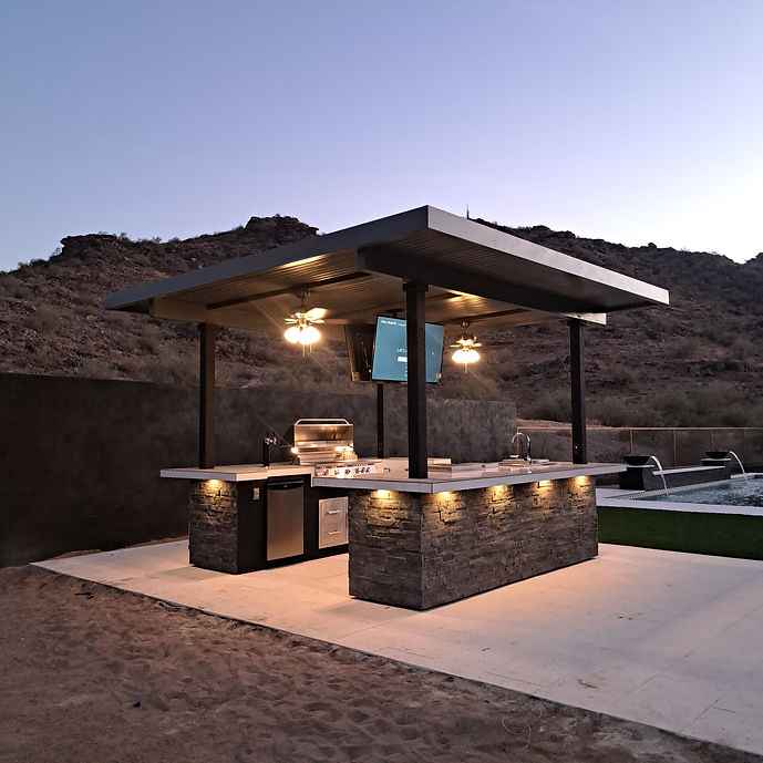 KoKoMo Big Island Sports Bar Cocina de Exterior con Parrilla – 2 televisores de 55" + barbacoa integrada