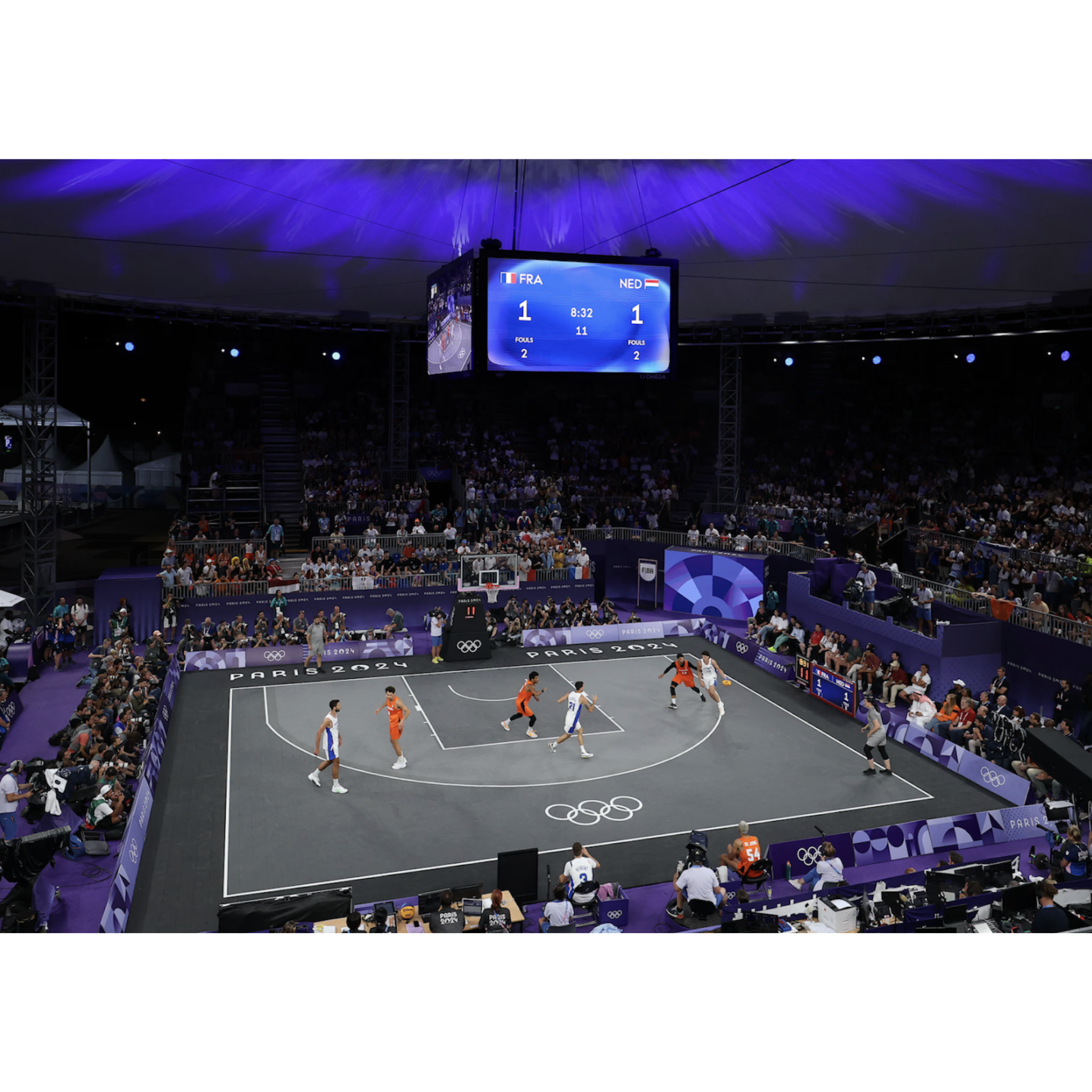 Cancha oficial de baloncesto 3x3 Enlio de EE. UU. – Certificada por la FIBA – 25' x 25' – Kit Club