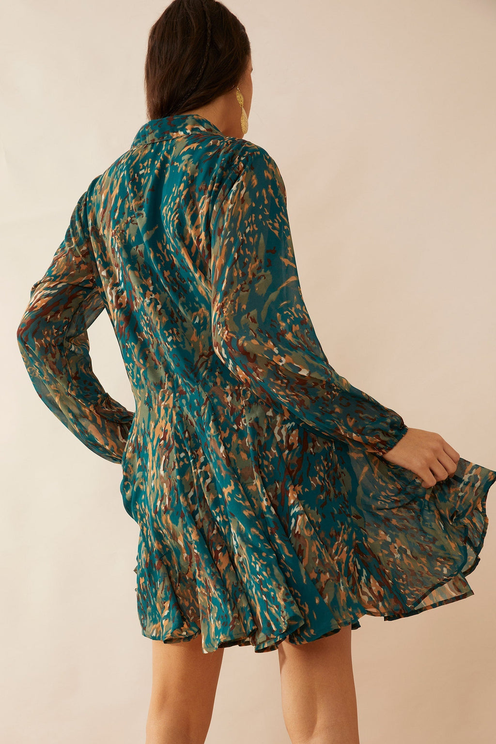 Auroras Liebesschleier-Kleid