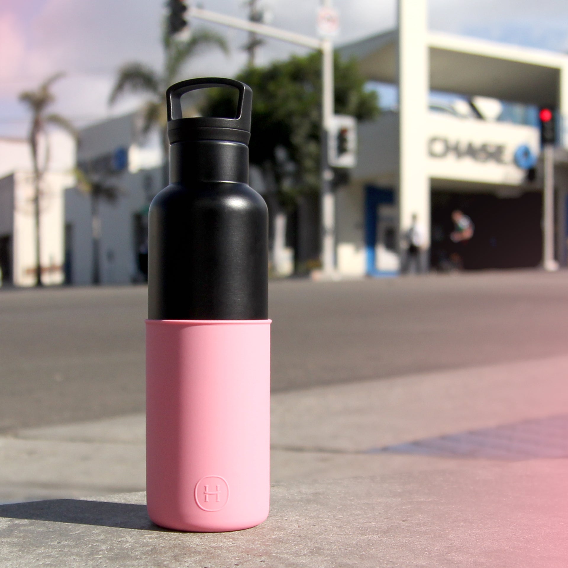 Negro-Rosa Rosado 20 Oz