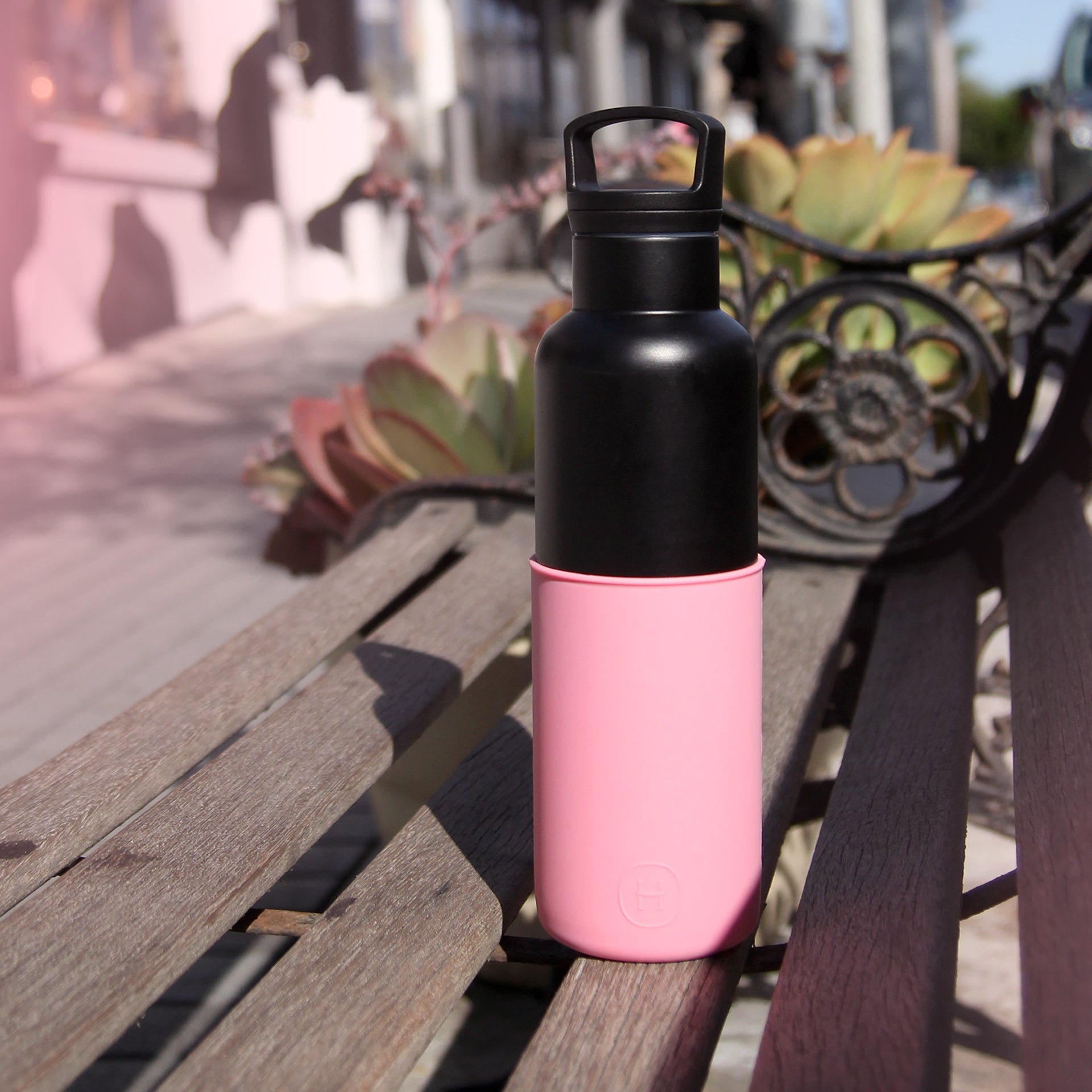 Negro-Rosa Rosado 20 Oz