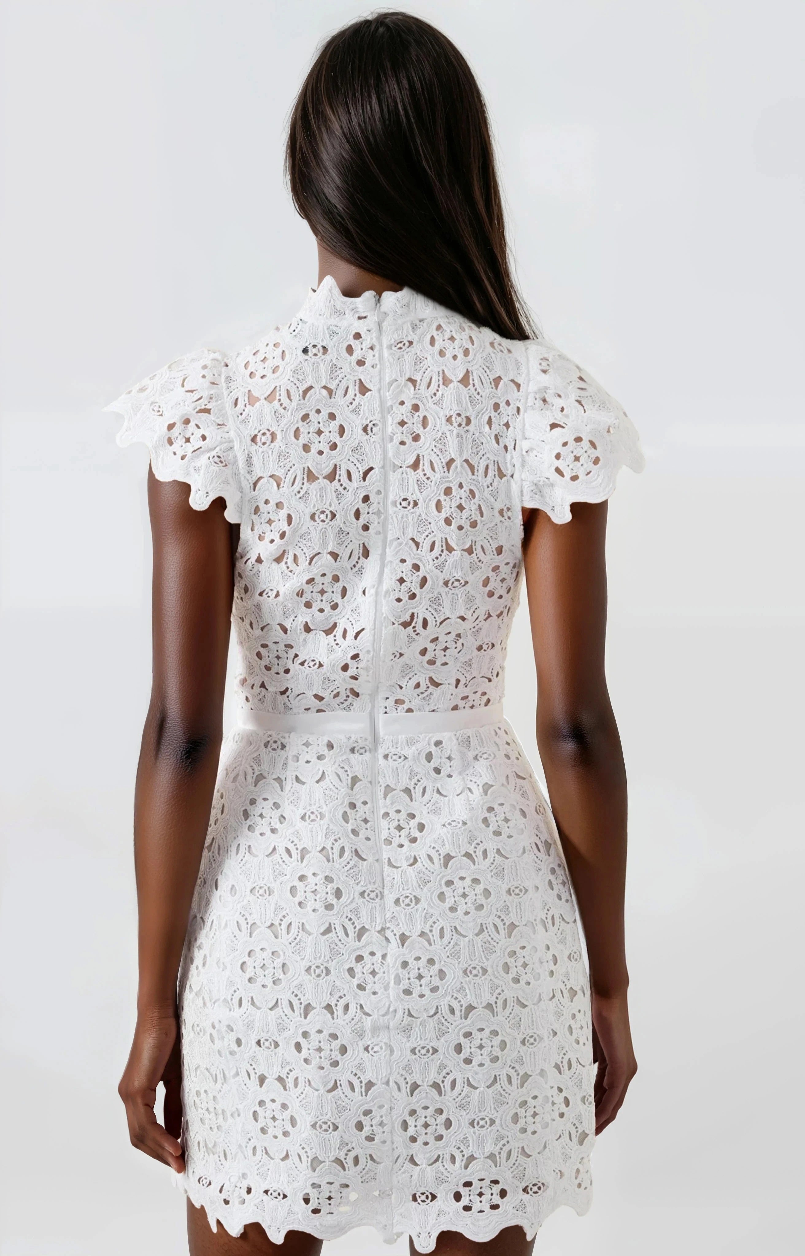 Rowen Hourglass Lace Dress – Orchid White