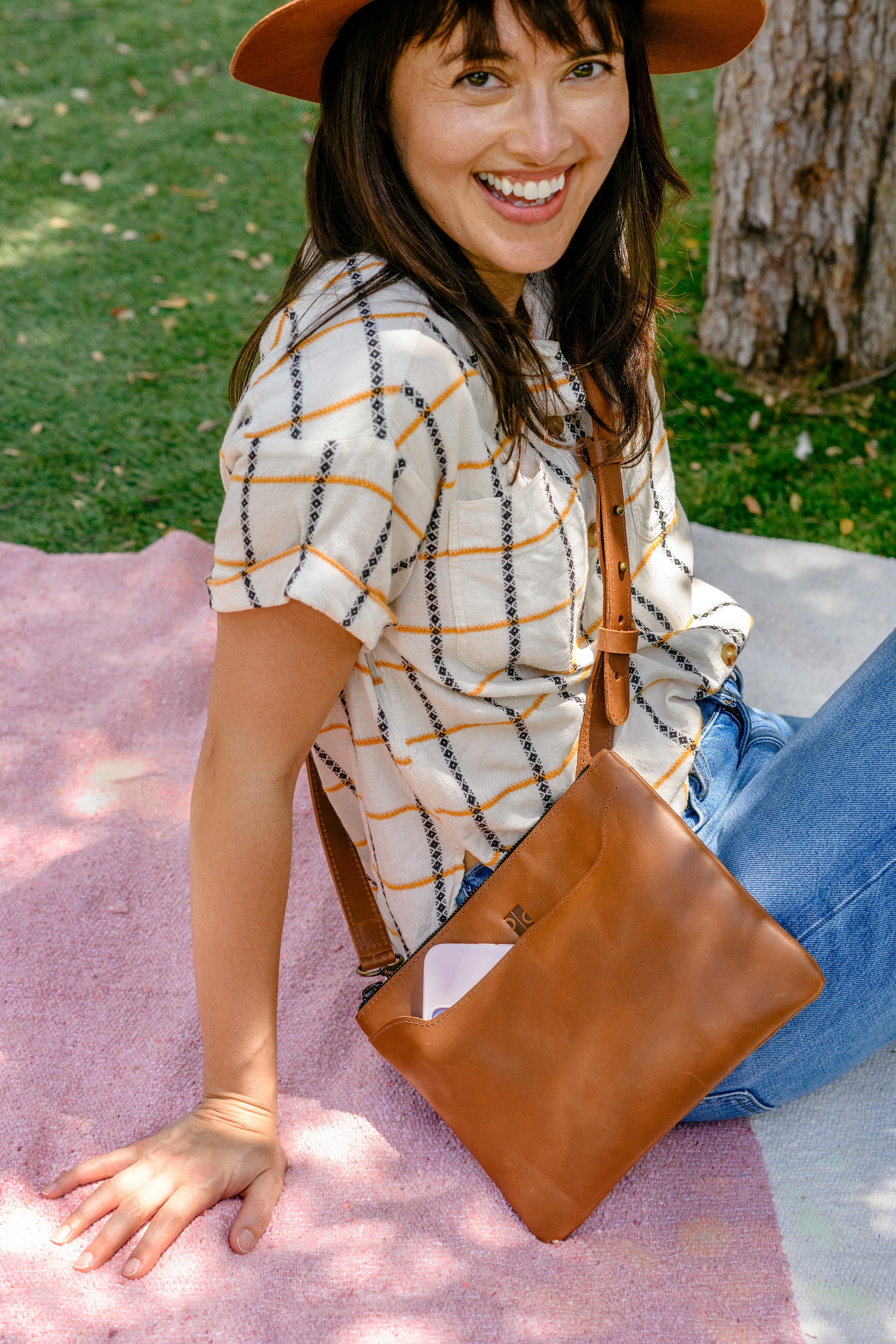 Simple Crossbody
