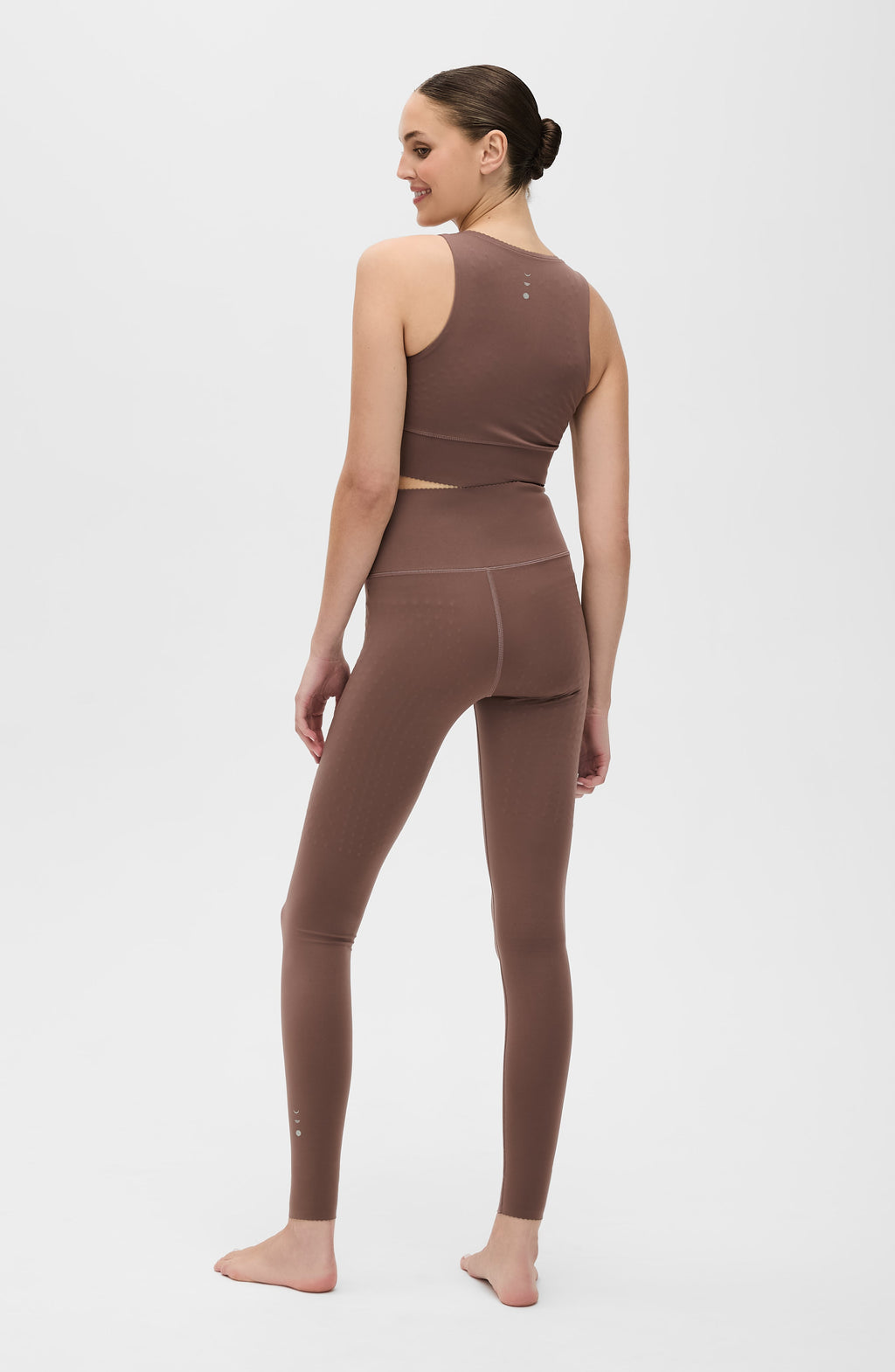 Adorn Mallas