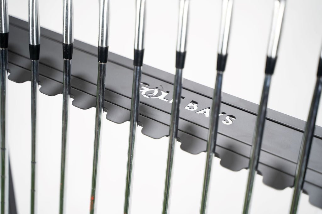 Estante de almacenamiento para palos de golf GolfBays, con capacidad para 14 palos, estante de almacenamiento de equipos para interiores