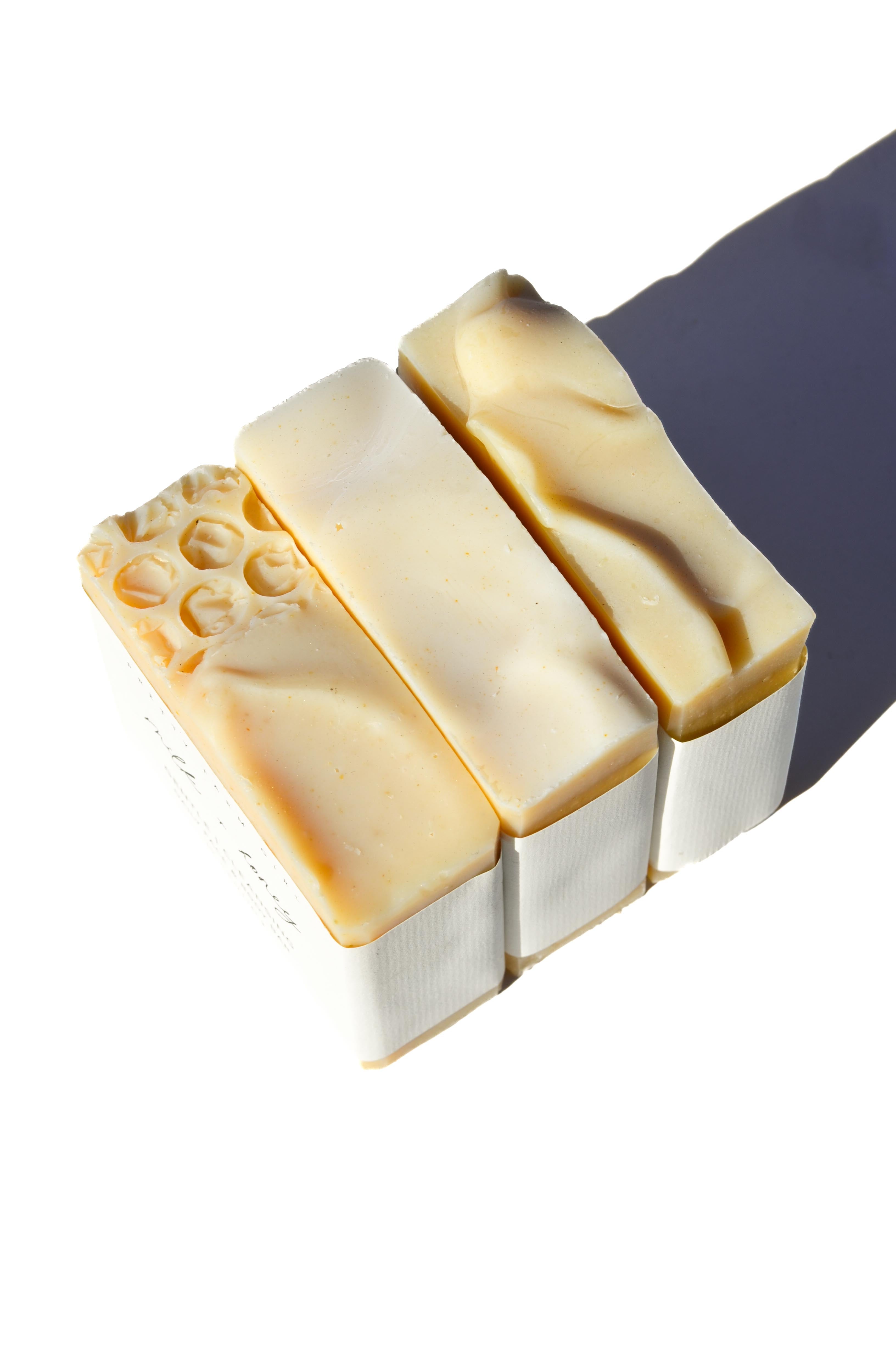 Trío de Jabones Artesanales sin Fragancia de Sebo + Leche de Cabra