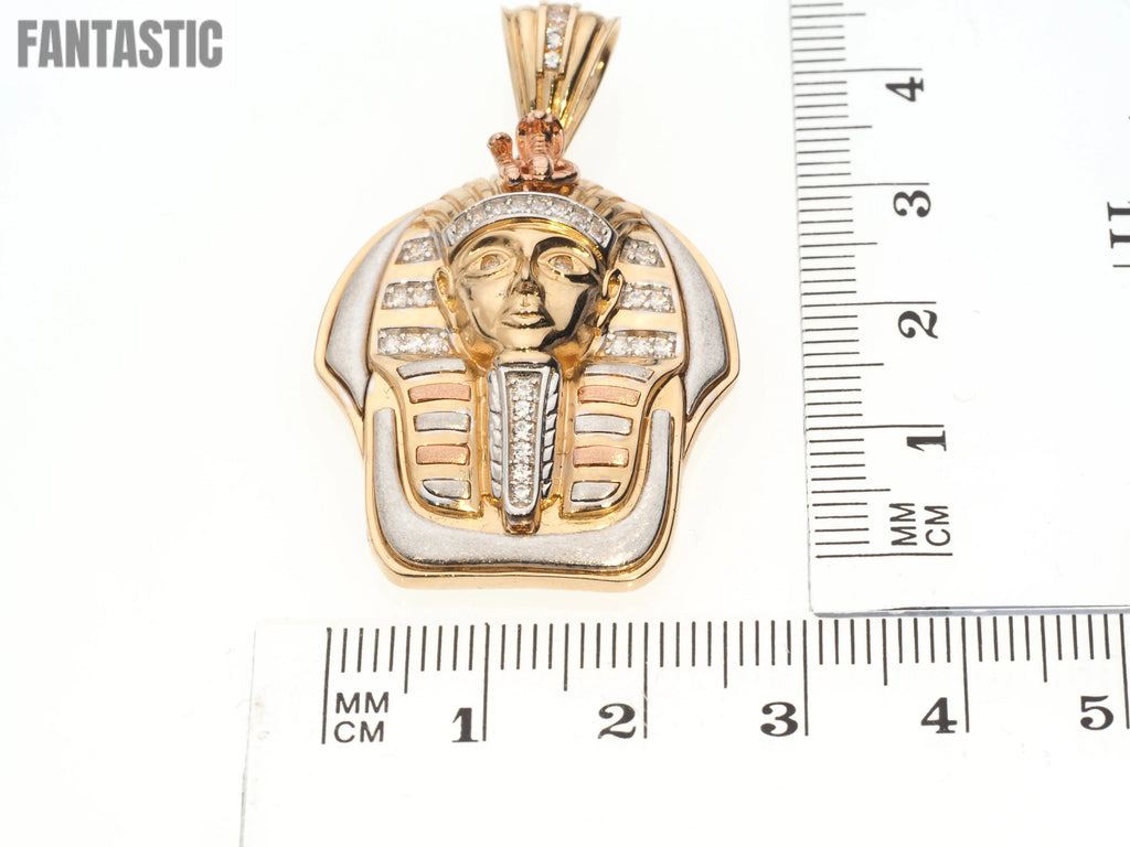 Dazzling 14K Gold Farnon Pendant with Cubic Zirconia |