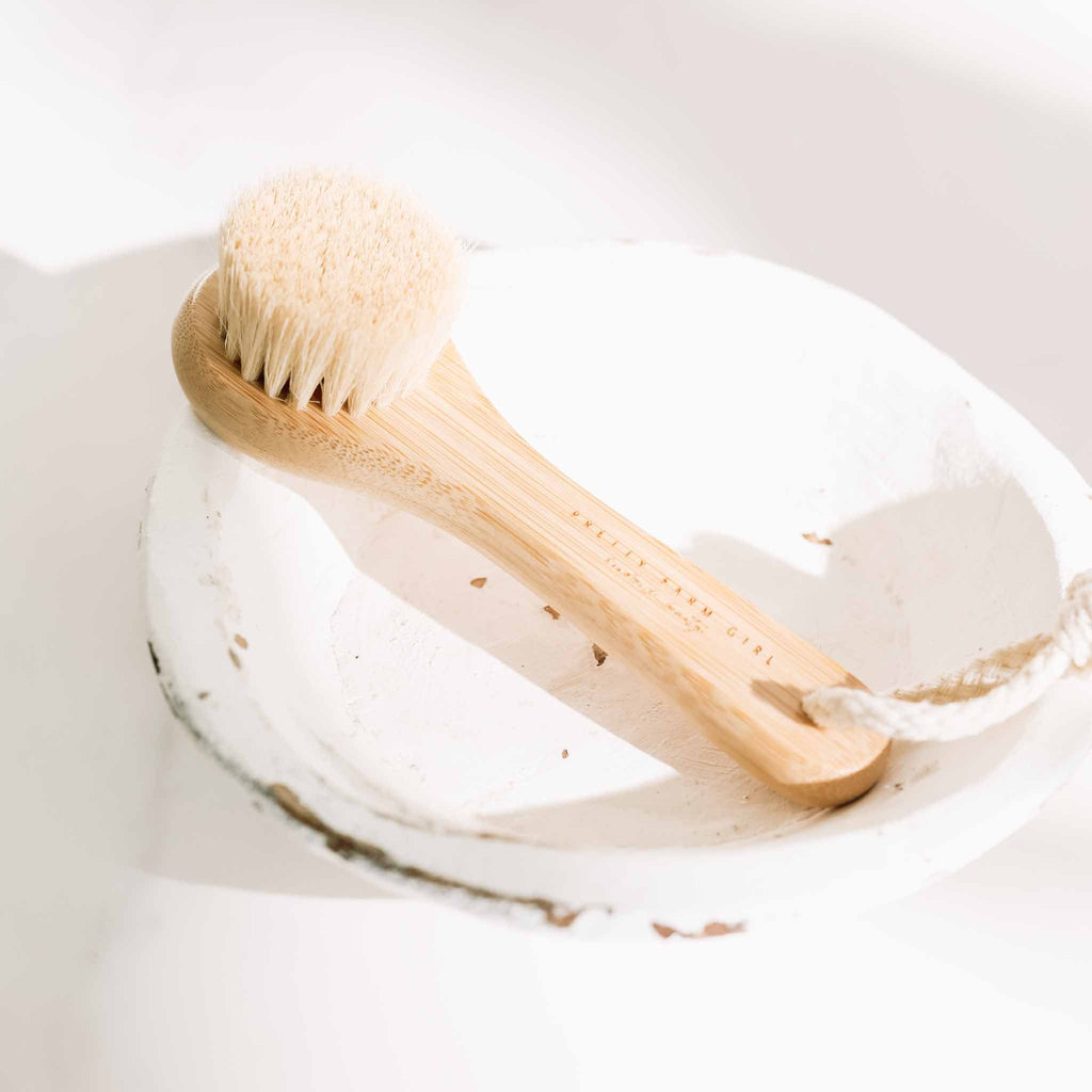 Cepillo facial seco