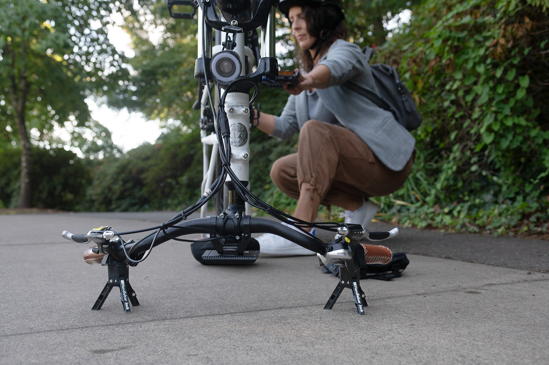 Handlebar Jack - The Original Handlebar Jack V3 Complete Bundle with Tool Pack