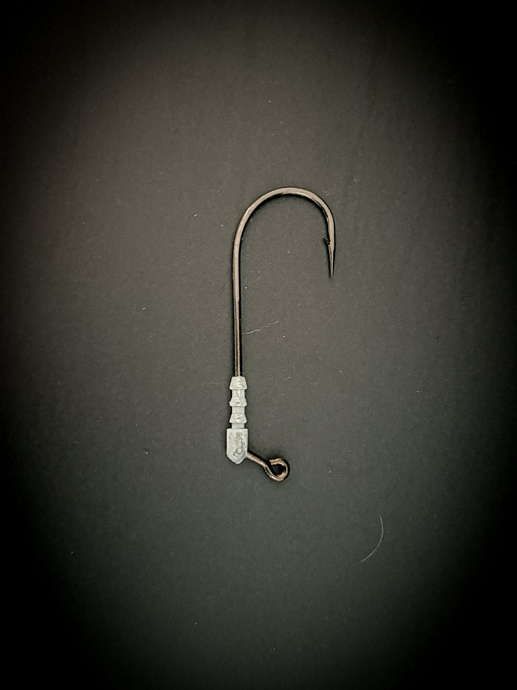 Jigs Magictail Kill Shot con cabeza de bala de níquel negro