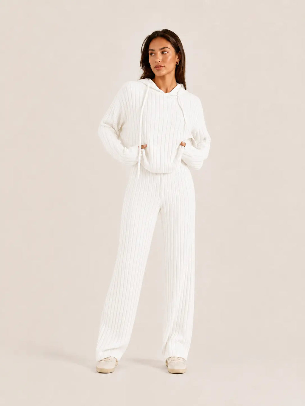 LÁVINE™ Hooded Loungewear Set for Women – 2 Piece Outfit