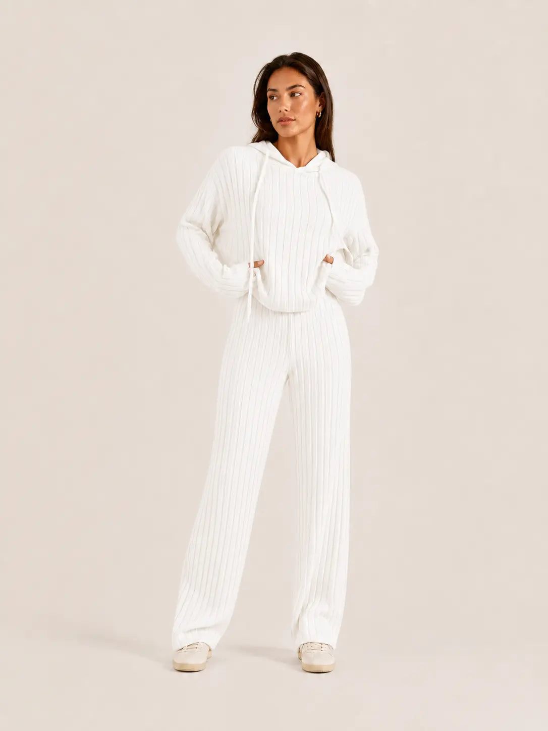 LÁVINE™ Hooded Loungewear Set for Women – 2 Piece Outfit
