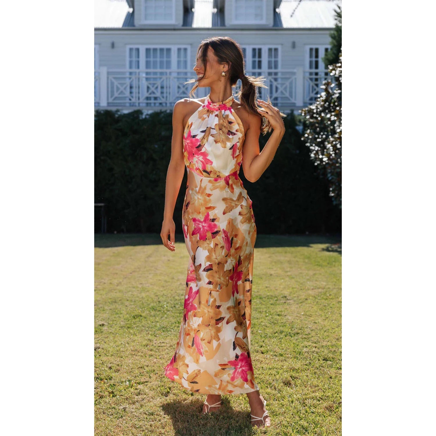Vestido halter midi dulce con estampado digital floral de primavera-verano