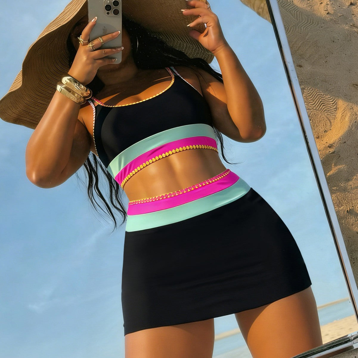 Conjunto de bikini de tres piezas sexy con tirantes dobles en colores contrastantes, festoneado y con falda pareo para mujer