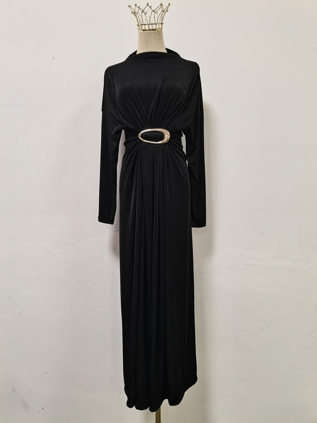 Vestido Maxi de Mujer de Otoño de Metal Retro Decorativo con Media Cintura Ceñida de Cuello Alto y Cintura Alta
