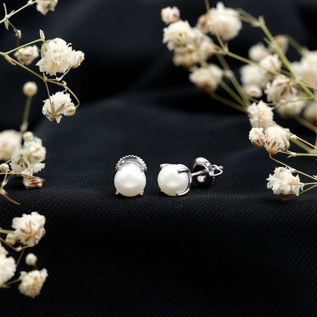 Natural 4.4 Carat Pearl Stud Earrings with Certificate