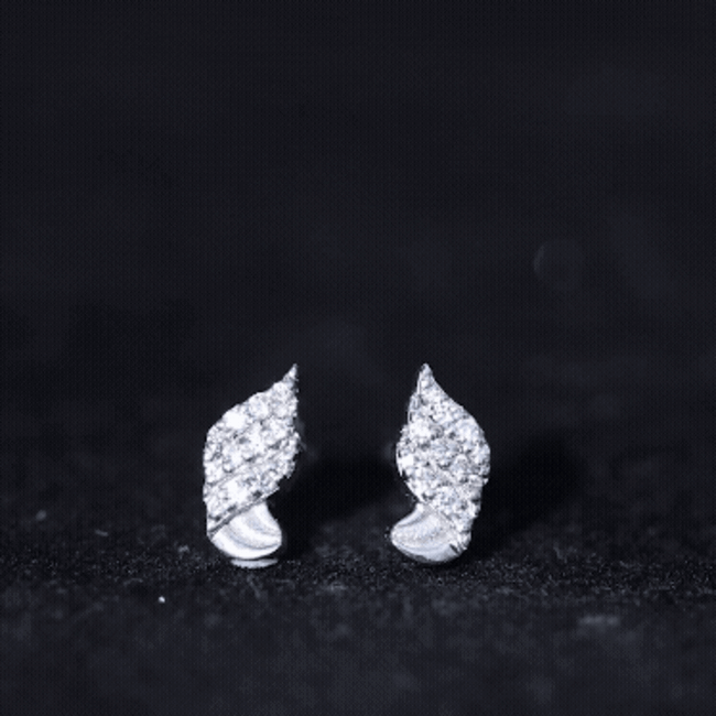 Contemporary Moissanite Leaf Stud Earrings in Silver