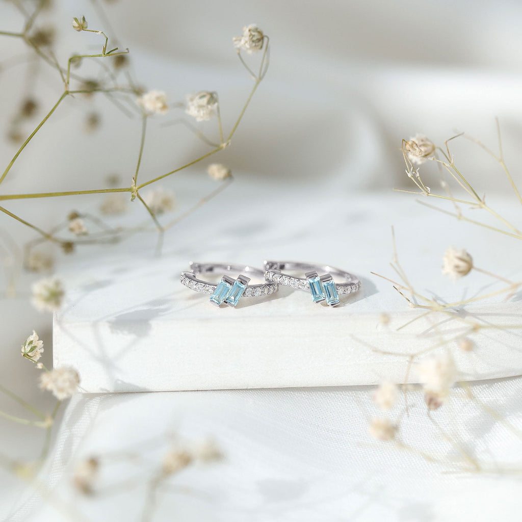 Pendientes de aro de aguamarina natural de medio quilate con diamante de laboratorio