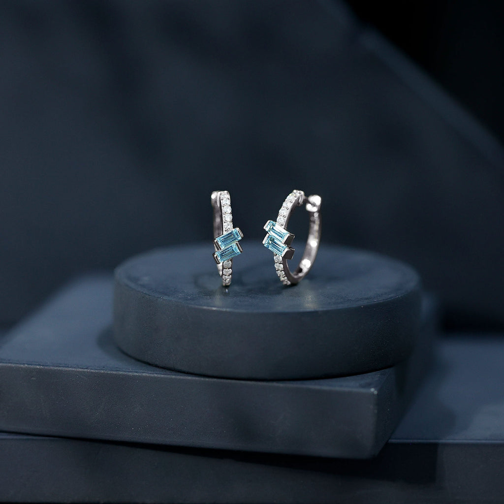 Pendientes de aro de aguamarina natural de medio quilate con diamante de laboratorio