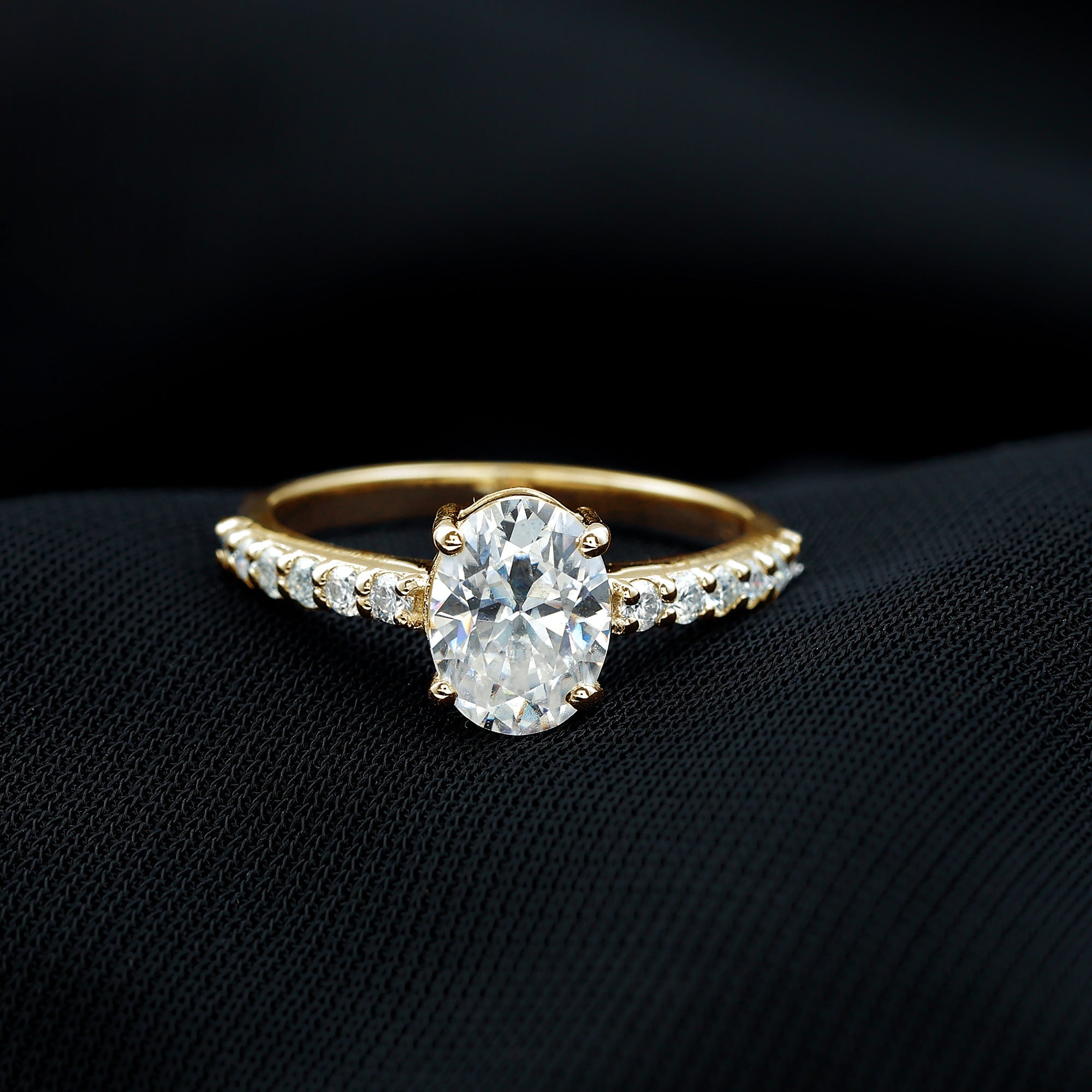 1.2 Carat Oval Shaped Lab Grown Diamond Engagement Ring with IGI Certificate