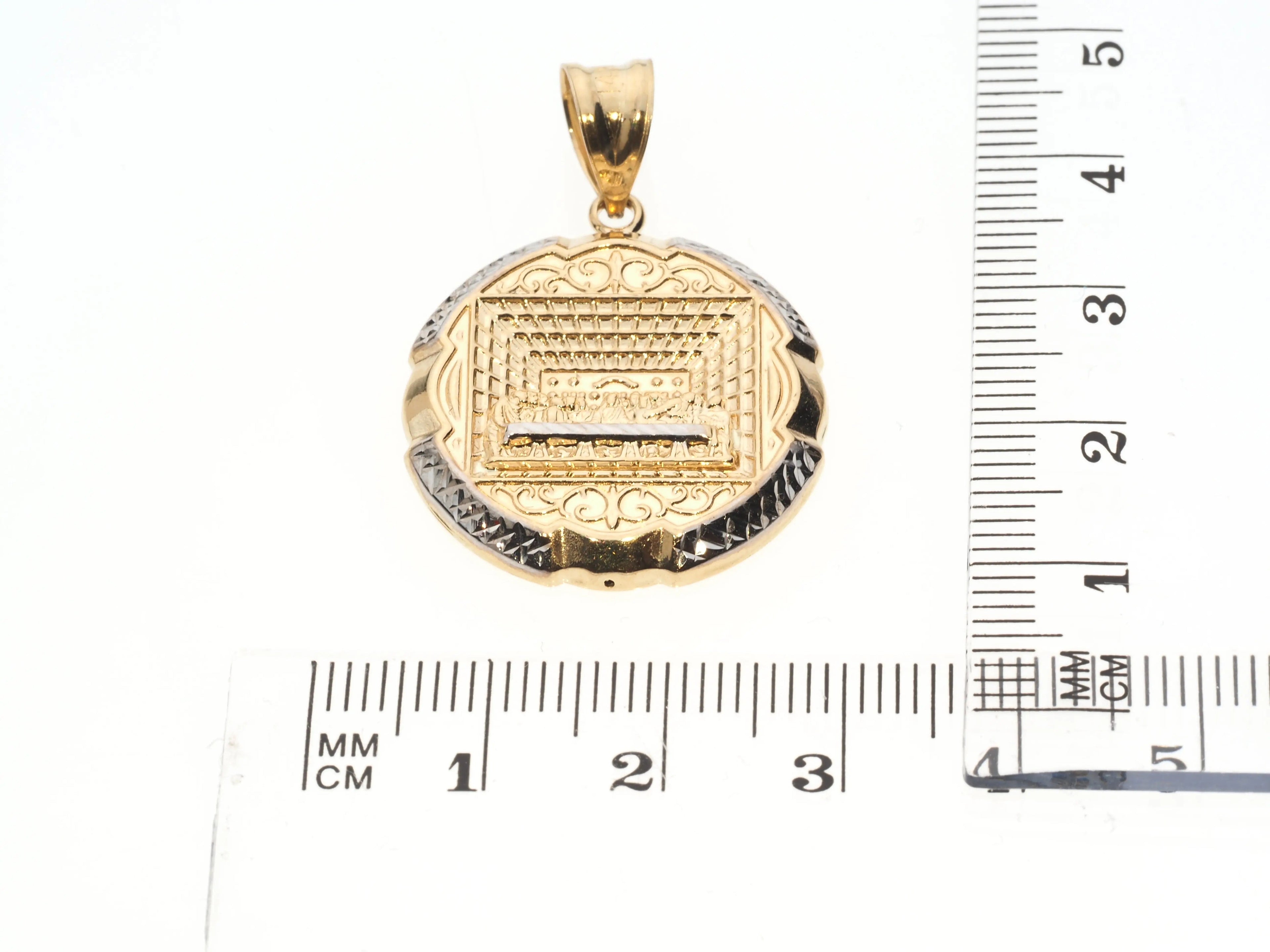 Colgante Redondo La Última Cena | Oro 14K con Circonitas