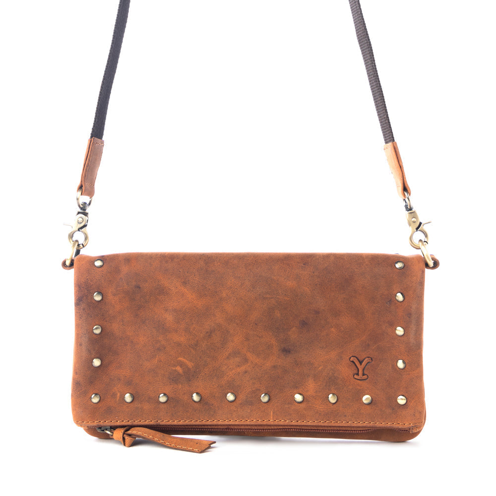 Yellowstone Palisade Clutch mit Nieten in Amber