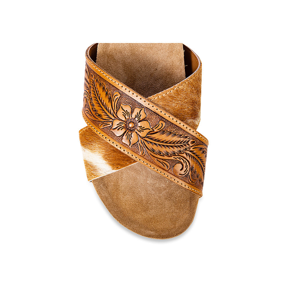 Sandalias de cuero Myra Prairie con grabado a mano para mujer – Diseño floral occidental, plantilla de corcho suave para mayor comodidad