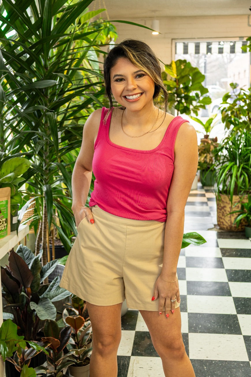 Top de punto acanalado con cuello cuadrado Bella, rosa