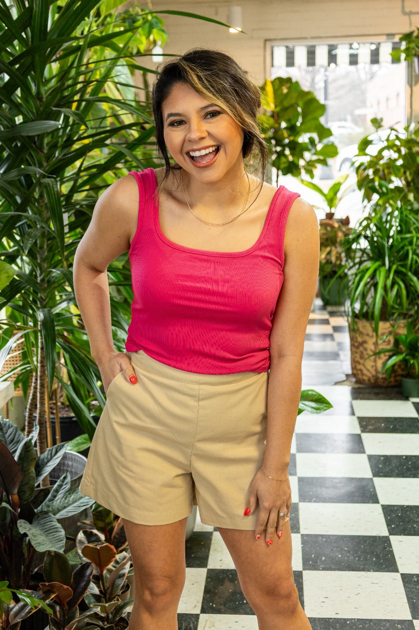 Top de punto acanalado con cuello cuadrado Bella, rosa