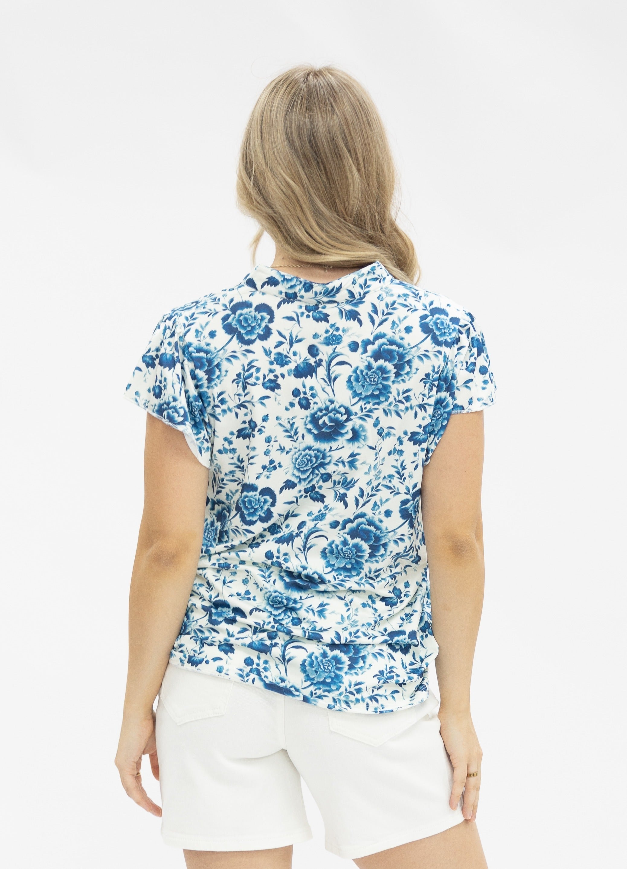 Das Nicole V-Neck Top, Blumenmuster