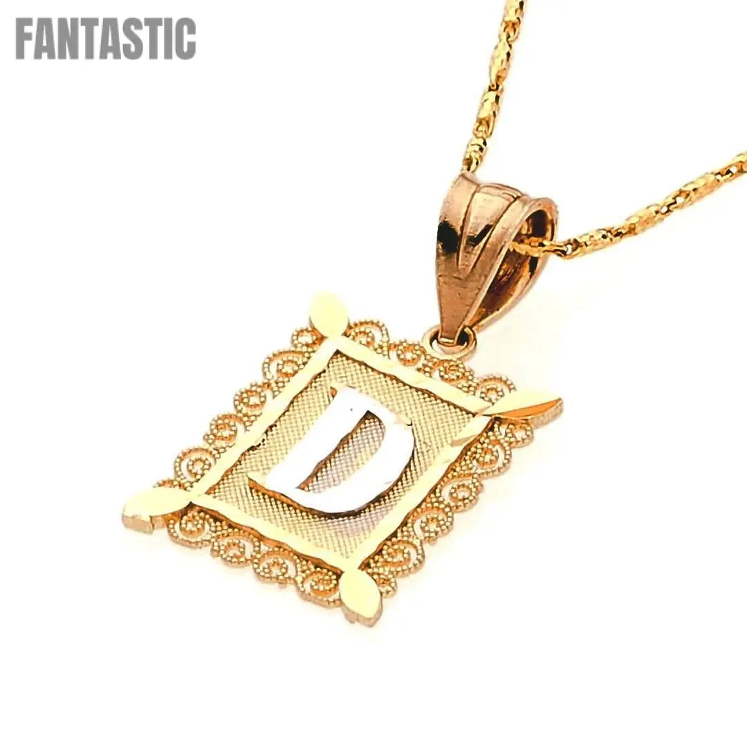 Colgante de oro de 14 quilates con letra inicial cuadrada "D"
