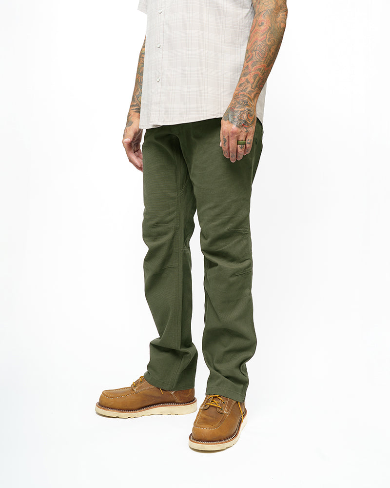 Pantalones de corte estándar Trailblazer - Verde olivo oscuro