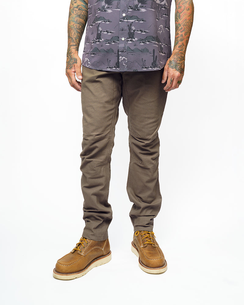Pantalones Trailblazer de corte cónico - Deadwood