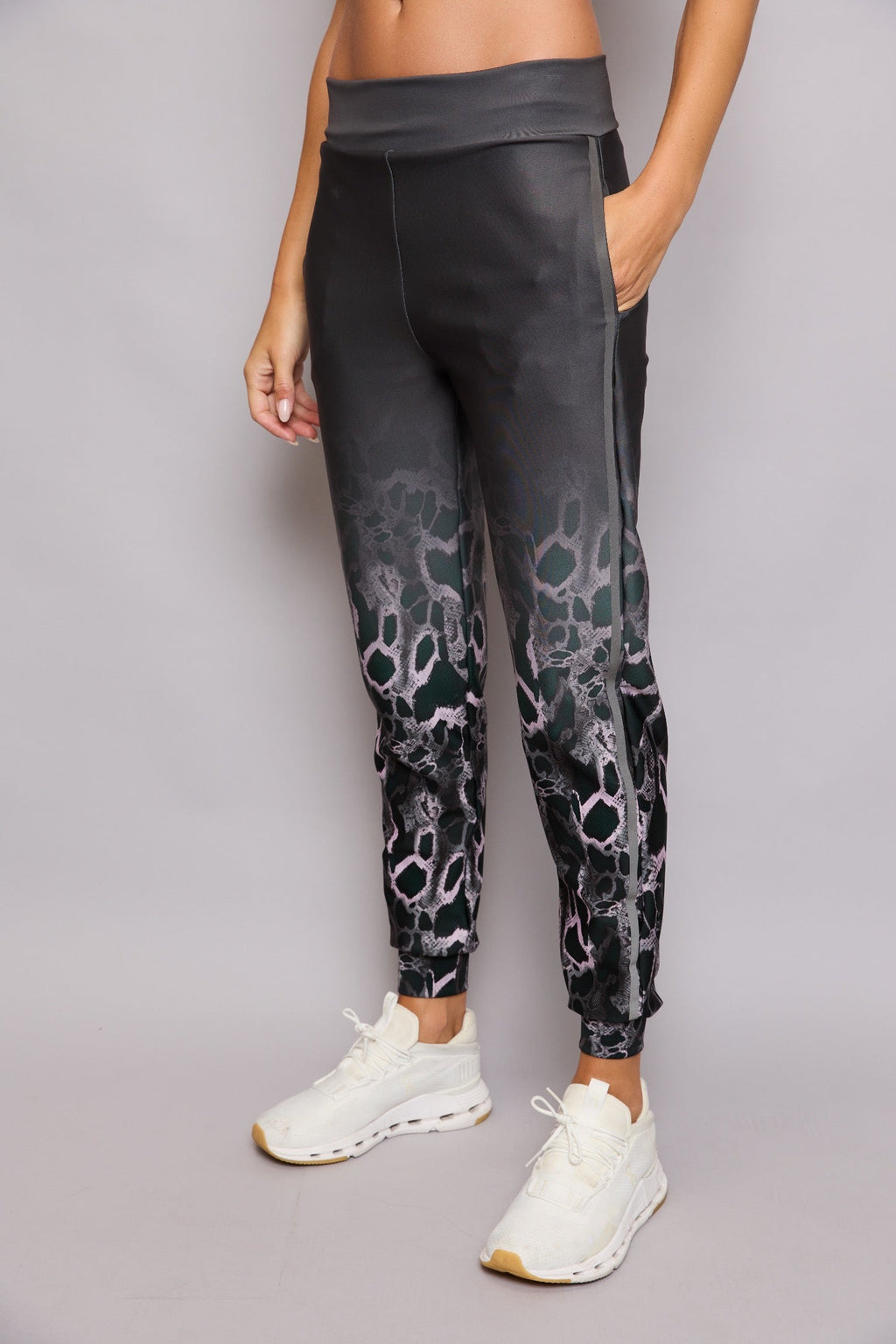 HAZEL PYTHON BETA JOGGER