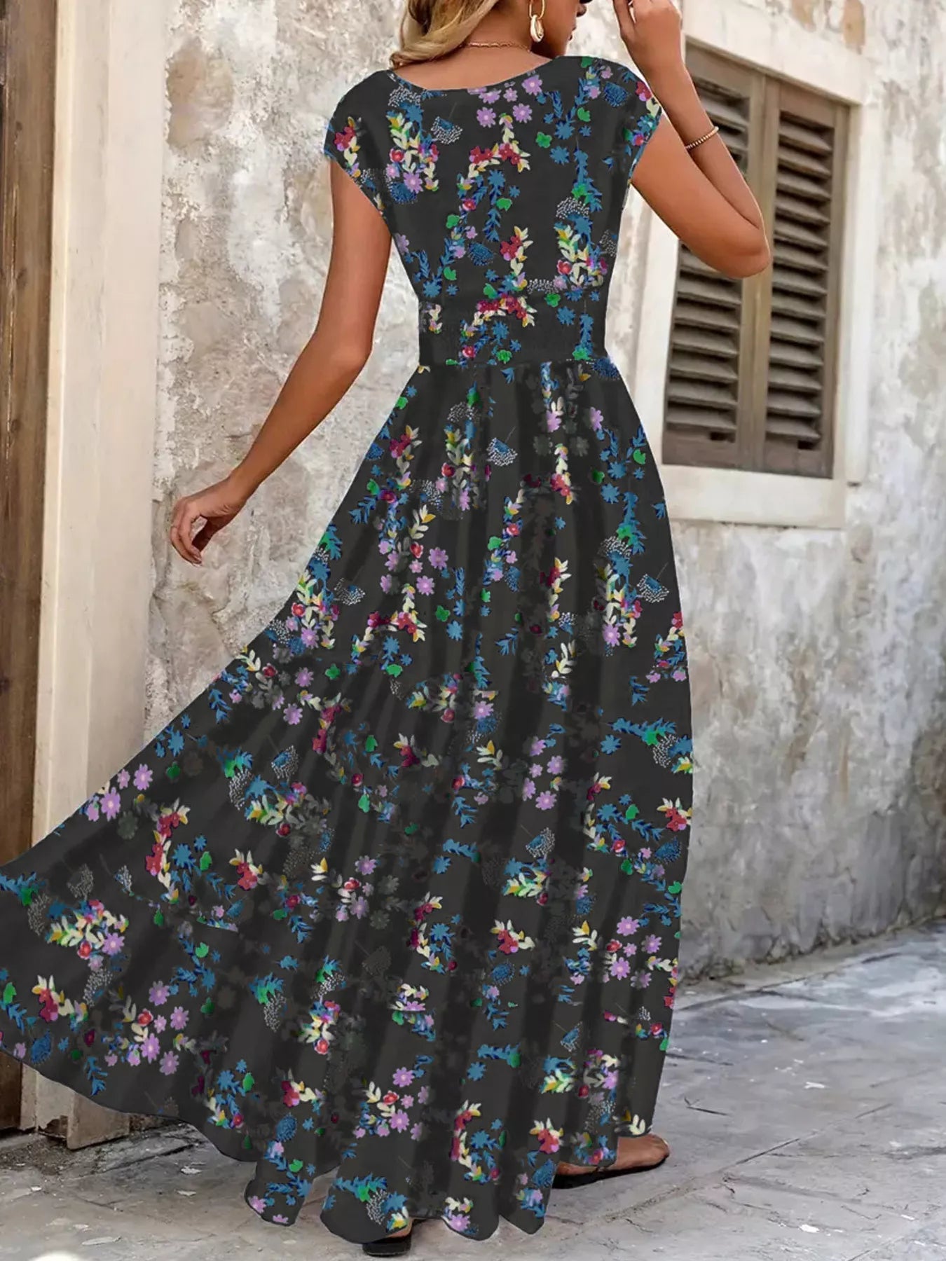 Plus Size Floral V-Neck Cap Sleeve Maxi Dress