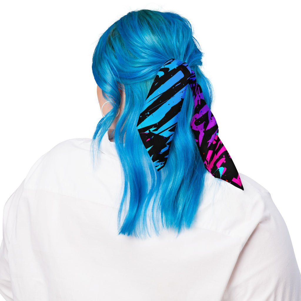 Pañuelo rave con estampado geométrico glitch degradado en rosa y azul