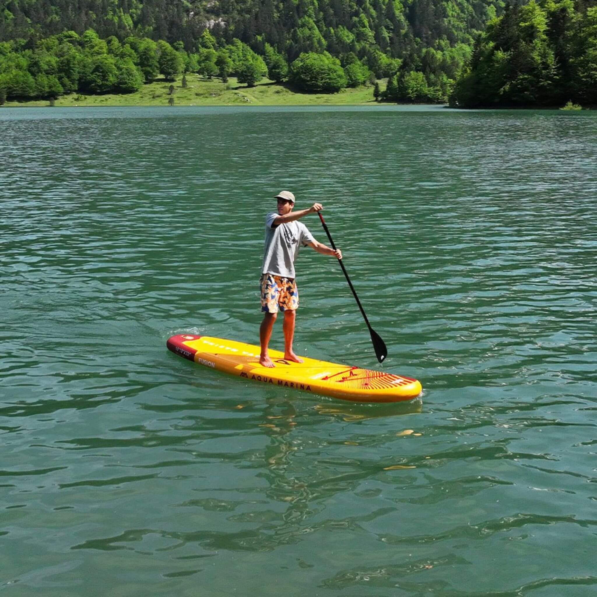 Aqua Marina Fusion 10FT Tabla de Paddle Surf All-Around Premium con Capas de Riel de PVC Duradero y Almohadilla de EVA Ranurada [BT-23FUP] (SAK37195)