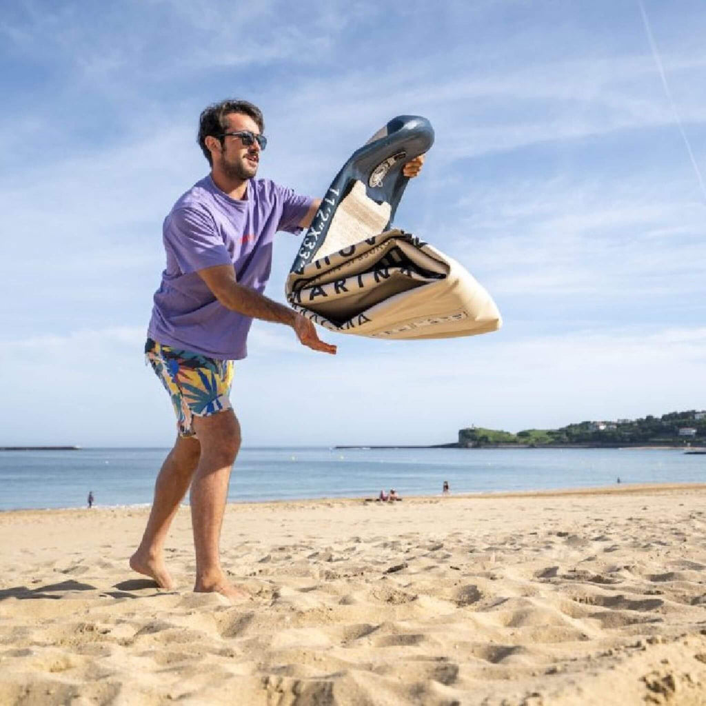Aqua Marina Magma 11FT Tabla de SUP Hinchable Versátil con Remo Híbrido de Carbono [BT-23MAP] (SAK35791)