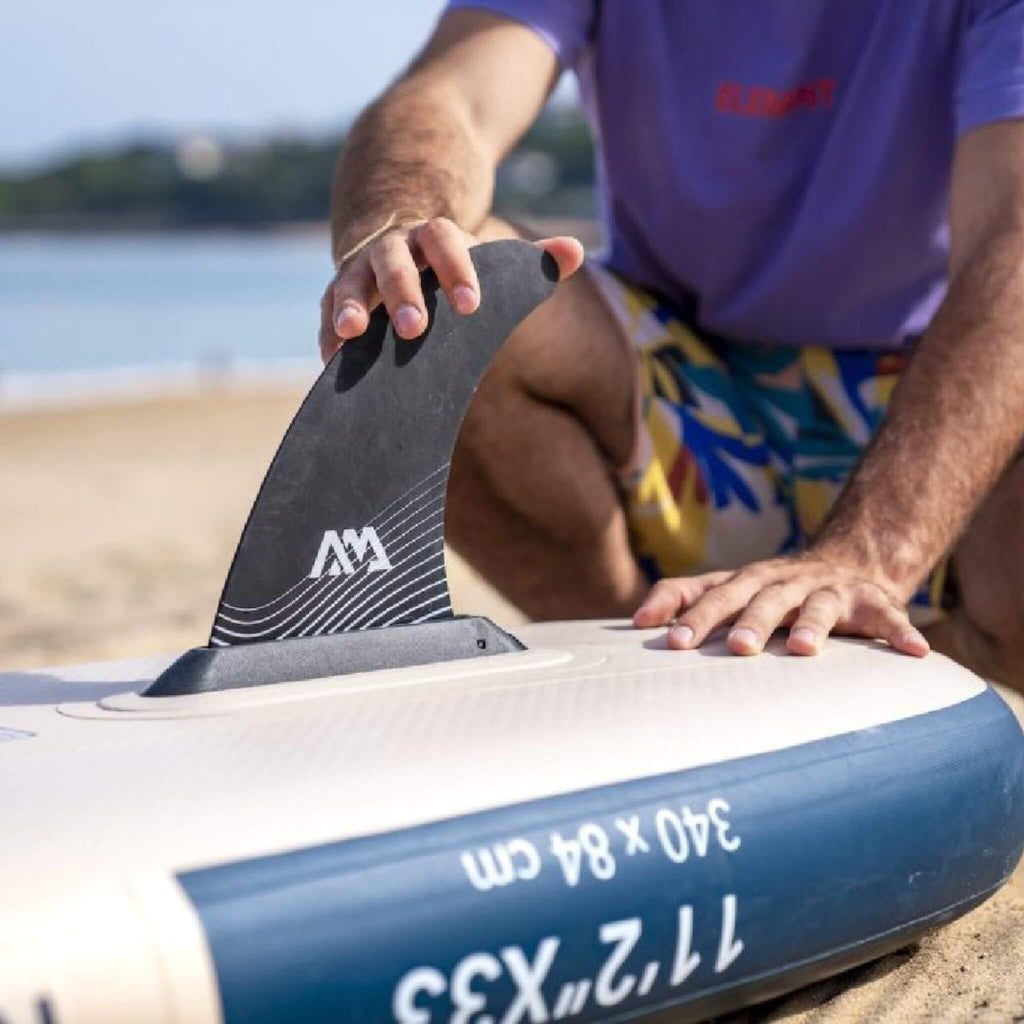 Aqua Marina Magma 11FT Tabla de SUP Hinchable Versátil con Remo Híbrido de Carbono [BT-23MAP] (SAK35791)